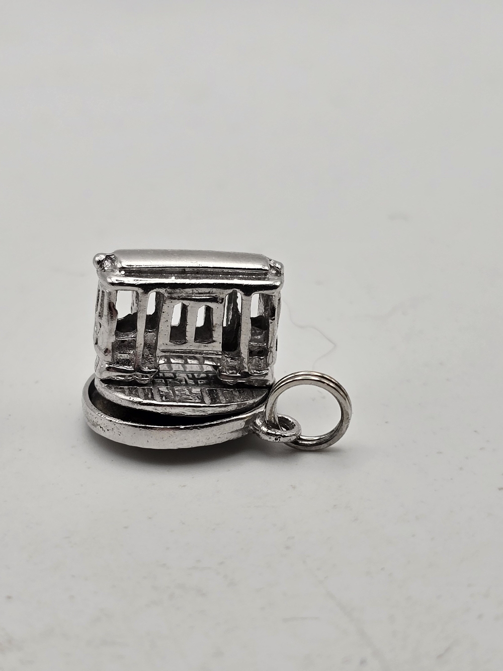 Vintage San Francisco Fisherman's Wharf Cable Car Charm